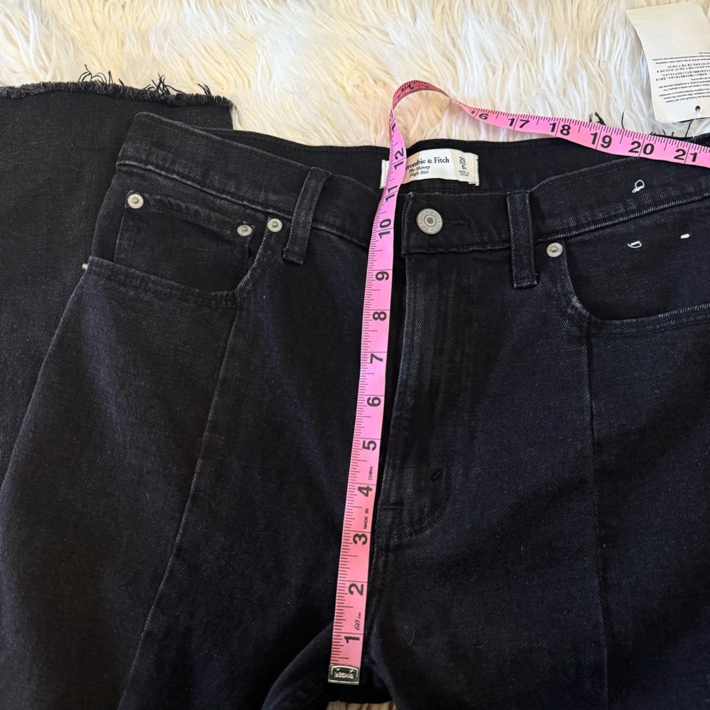 Abercrombie & Fitch Black Split Hem Skinny Jeans 28/6 NWT - Picture 6 of 7
